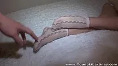 Jouer Sexe fou avec une jeune fille et son petit ami