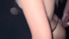 Abspielen Jungfräulichkeit verloren auf Swing: Analsex mit einem süßen Teenager