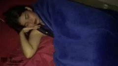 تشغيل التجسس على كس أخي الرطب والومينغ على وجهها - Pornstar اللاتينية