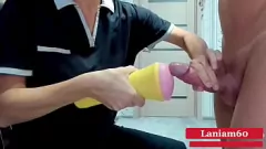 Jouer Une compilation sensuelle d'éjaculations au ralenti mettant en vedette des mamies matures et des charges massives dans des scènes de femdom